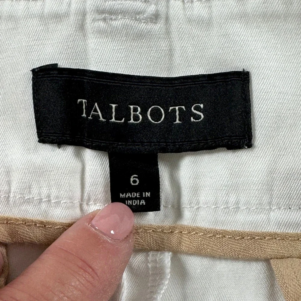 Talbots Women's Size 6 White Cotton Spandex‎ Stretch Pockets Chino Shorts